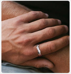Vnox 2025 New Mobius Ring for Men Boys, Oxidized Twisted Stainless Steel Finger Band,Retro Endless Love Anniversary Gift for Him
