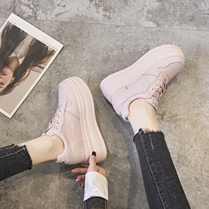 Koznoy 8cm Cow Genuine Leather Comfy Casual Breathable Platform Autumn Fall Ladies Vulcanize Women Chunky Sneakers High Brand