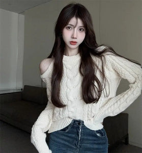 Women's Clothing Off Shoulder Sweet Sweaters Autumn/Winter Sexy Unique Tops Lady Elegant Crew Neck Knitted All-match Pullovers